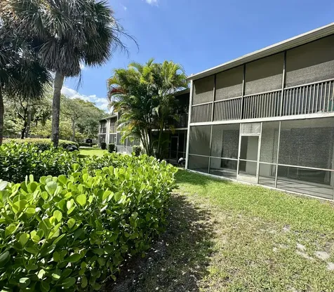 1250 S Military Trail Deerfield Beach FL 33442