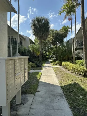 1250 S Military Trail Deerfield Beach FL 33442