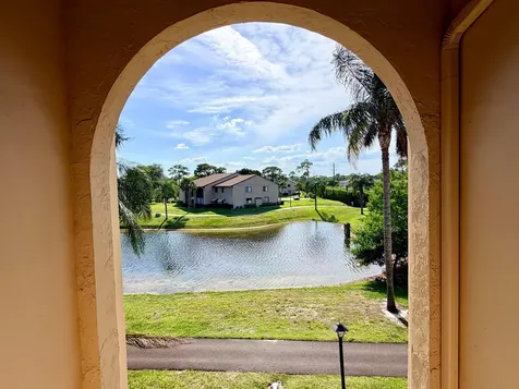 616 Sea Pine Way Greenacres FL 33415