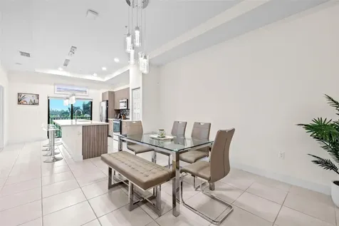 8055 NW 104th Avenue Doral FL 33178