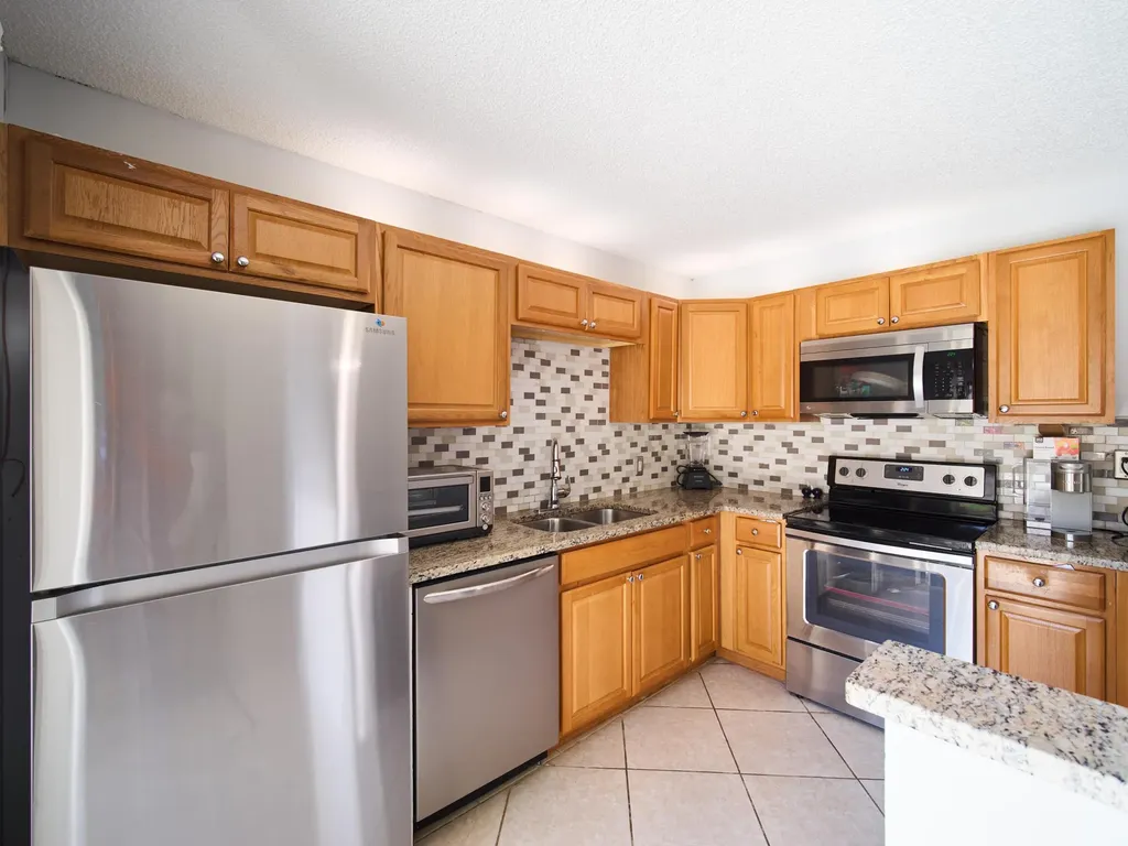 1120 11th Court Palm Beach Gardens FL 33410