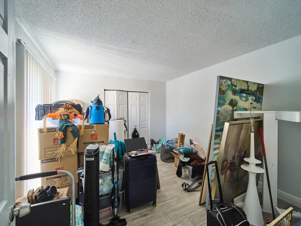 1120 11th Court Palm Beach Gardens FL 33410