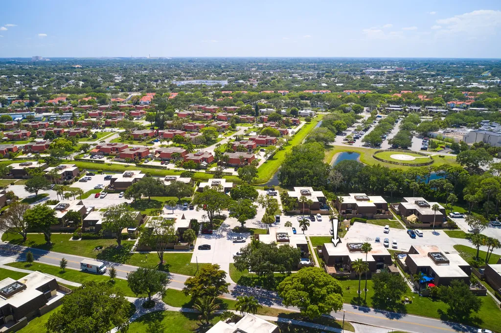 1120 11th Court Palm Beach Gardens FL 33410