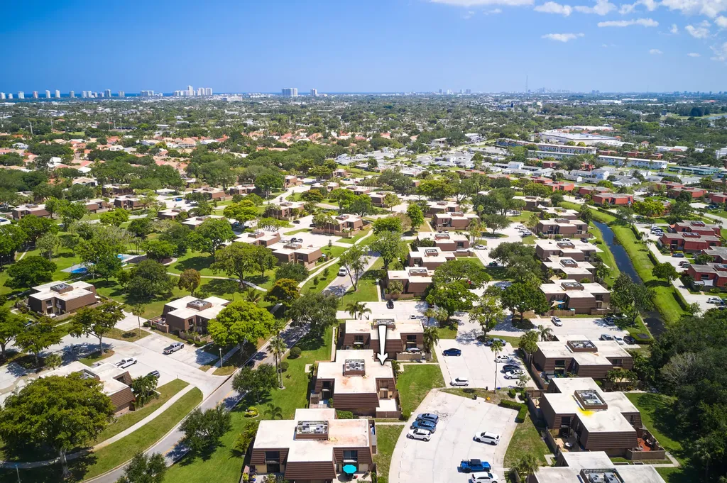 1120 11th Court Palm Beach Gardens FL 33410