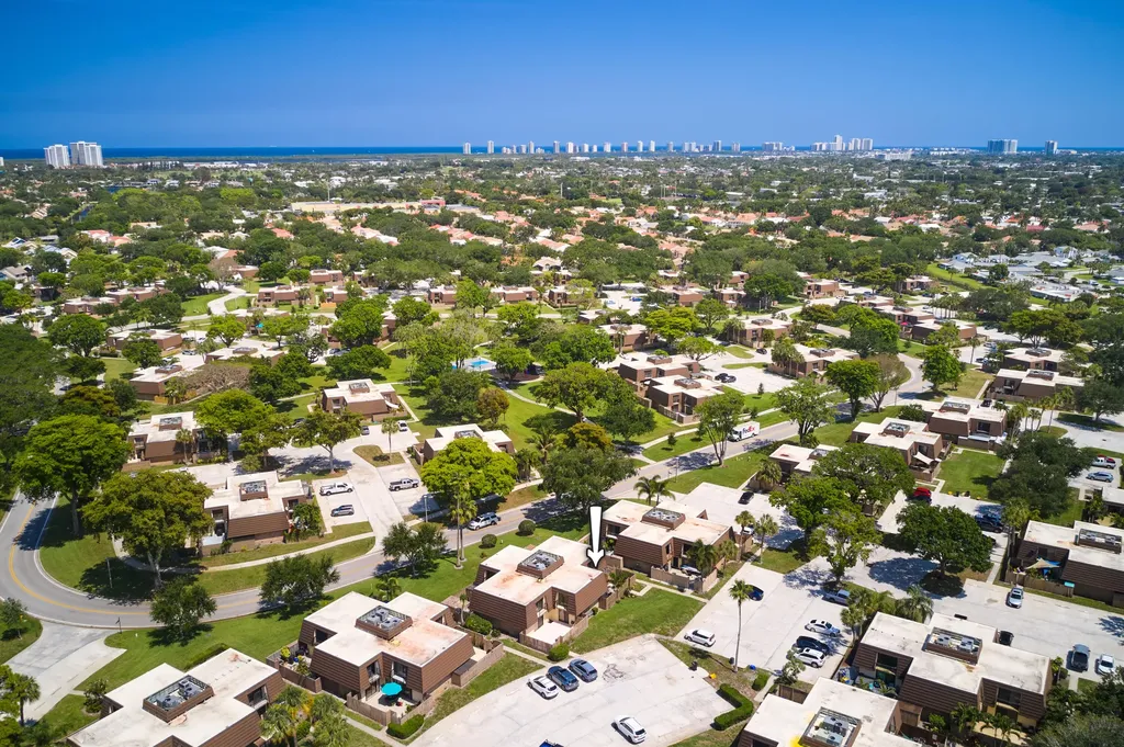 1120 11th Court Palm Beach Gardens FL 33410