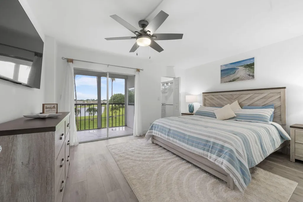 6936 Huntington Lane Delray Beach FL 33446