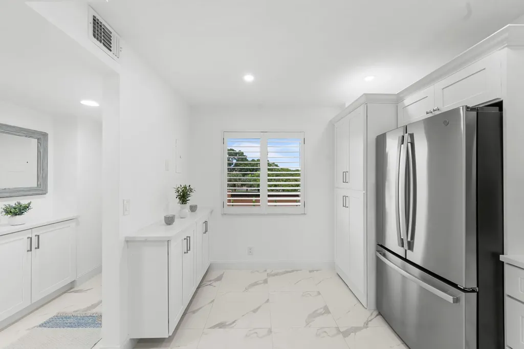 6936 Huntington Lane Delray Beach FL 33446