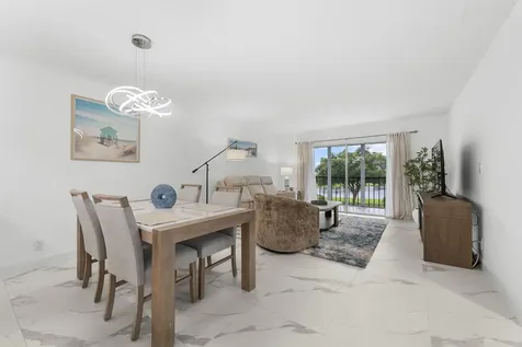 6936 Huntington Lane Delray Beach FL 33446