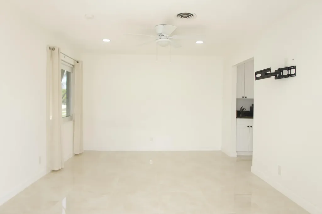 1314 Barrington Drive West Palm Beach FL 33406