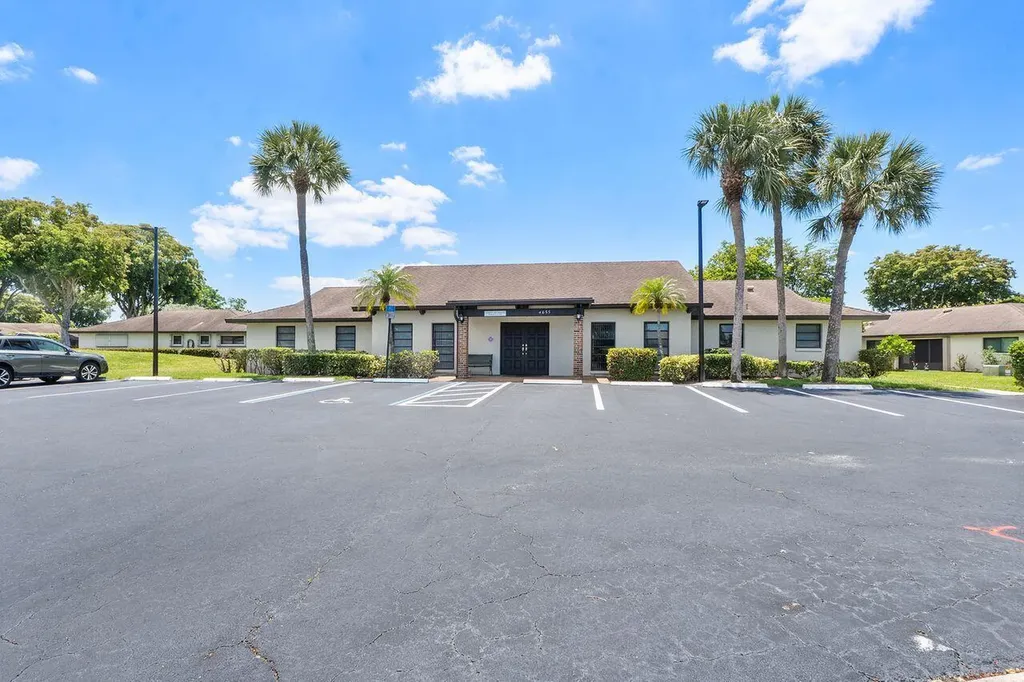 4678 Finchwood Lane Boynton Beach FL 33436