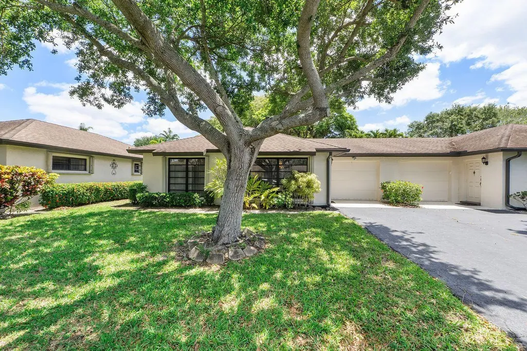 4678 Finchwood Lane Boynton Beach FL 33436