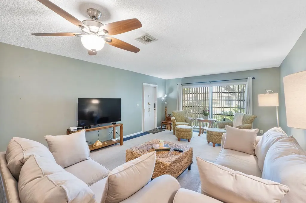 4678 Finchwood Lane Boynton Beach FL 33436