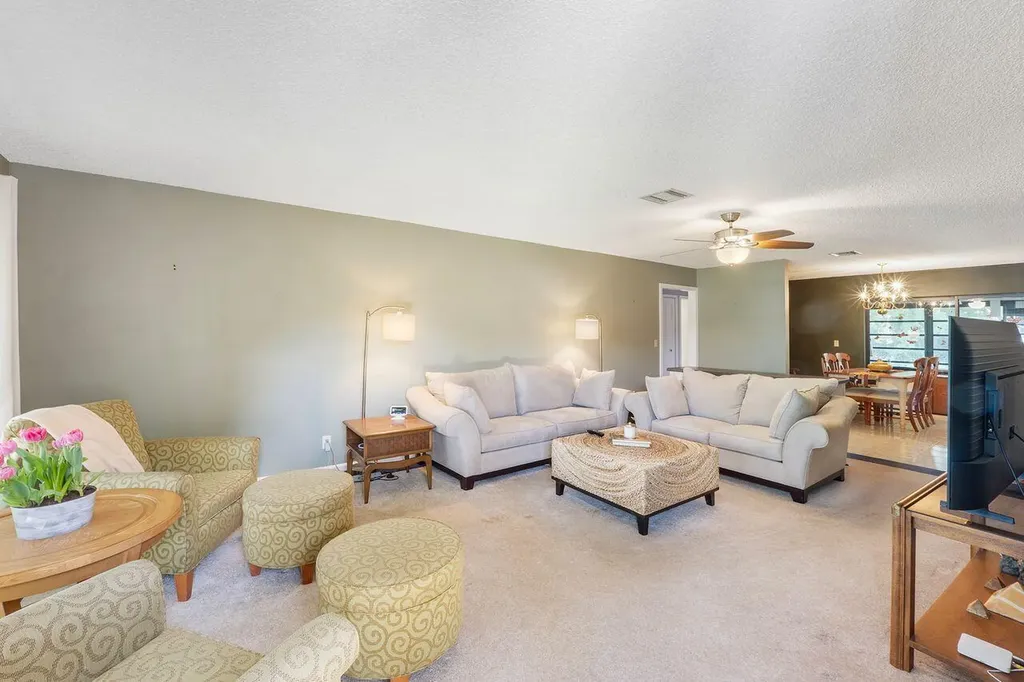 4678 Finchwood Lane Boynton Beach FL 33436
