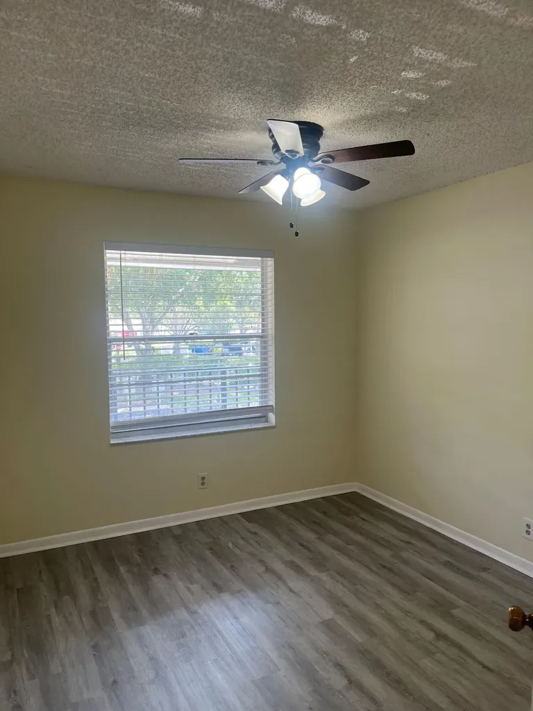 9993 Three Lakes Circle Boca Raton FL 33428