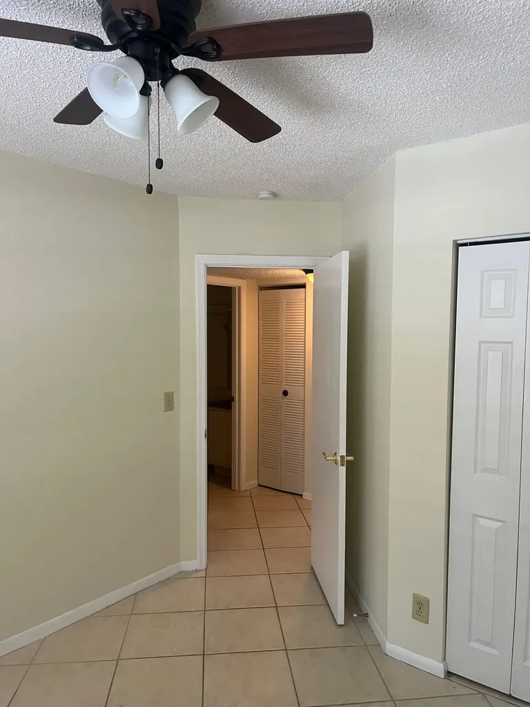 9993 Three Lakes Circle Boca Raton FL 33428