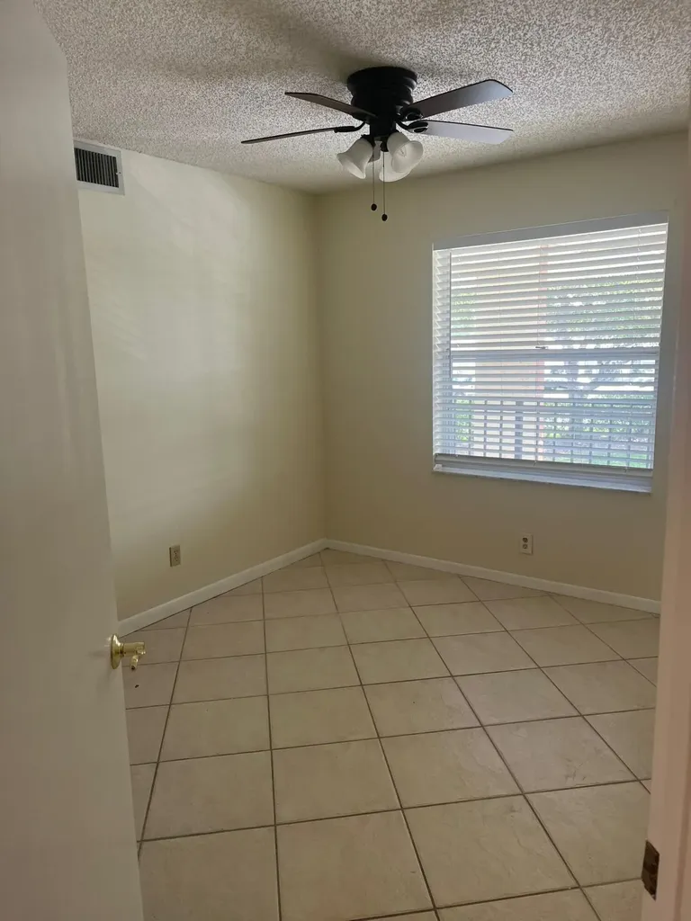 9993 Three Lakes Circle Boca Raton FL 33428
