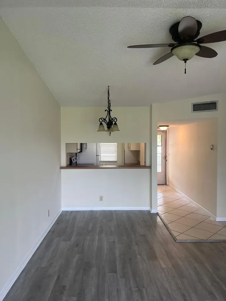 9993 Three Lakes Circle Boca Raton FL 33428