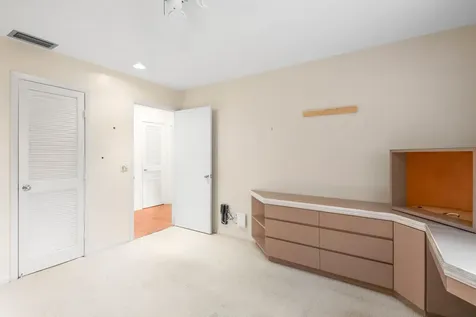 6888 Fountains Circle Lake Worth FL 33467