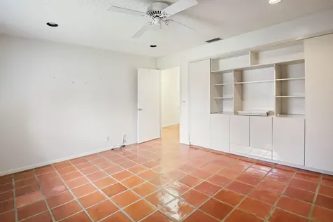 6888 Fountains Circle Lake Worth FL 33467