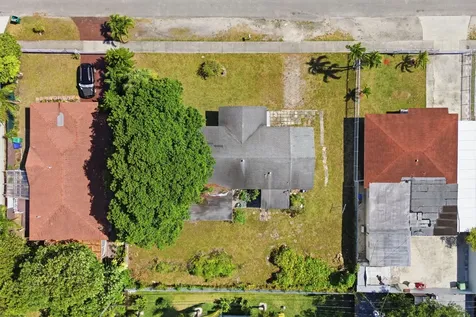 1129 NW 105th Street Miami FL 33150