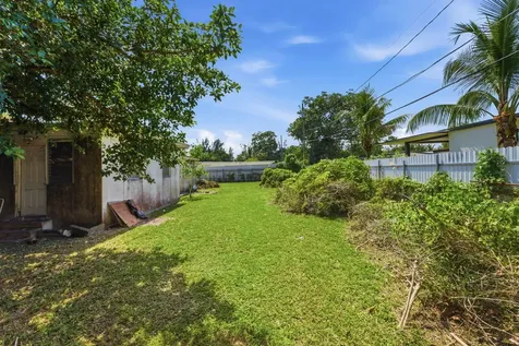 1129 NW 105th Street Miami FL 33150