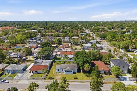 1129 NW 105th Street Miami FL 33150