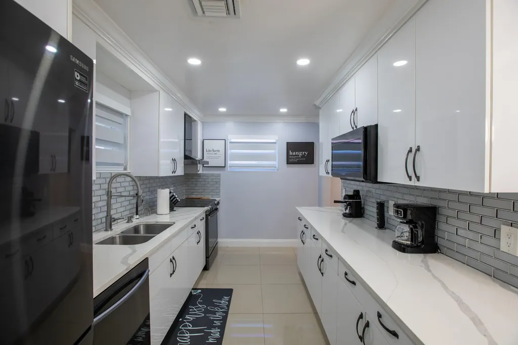 1853 S Florida Mango Road West Palm Beach FL 33406