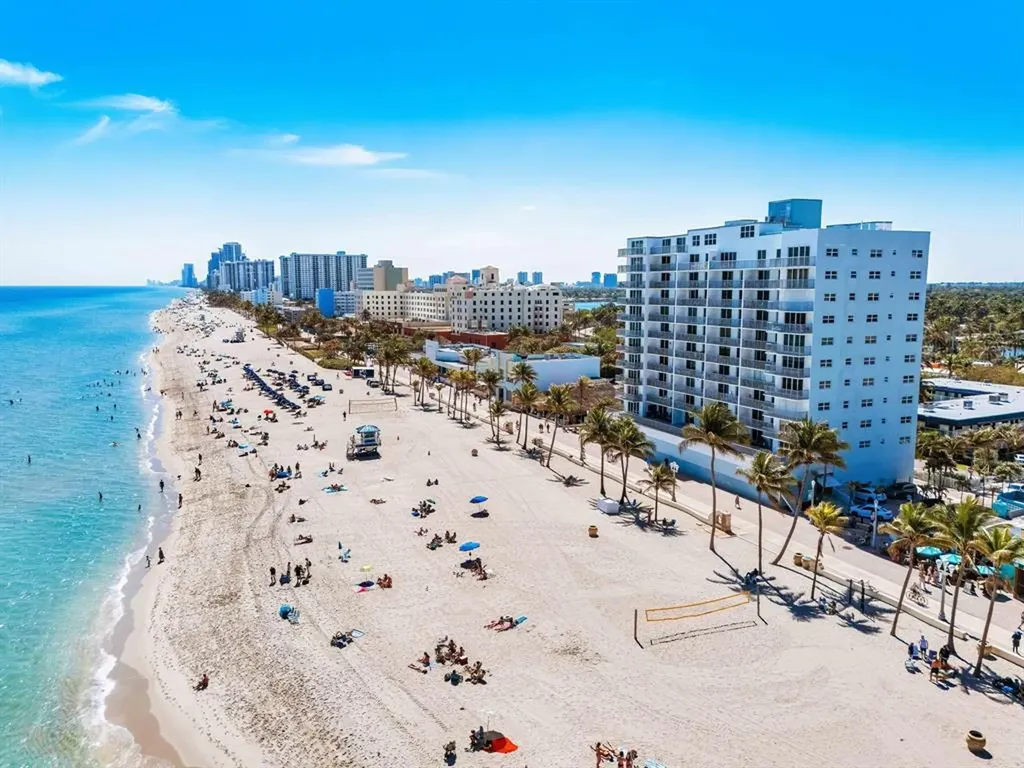 400 N Surf Road Hollywood FL 33019