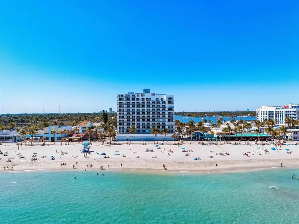 400 N Surf Road Hollywood FL 33019