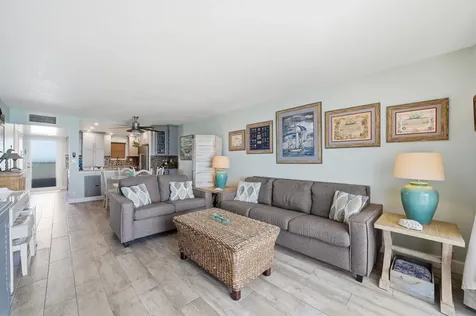 400 N Surf Road Hollywood FL 33019