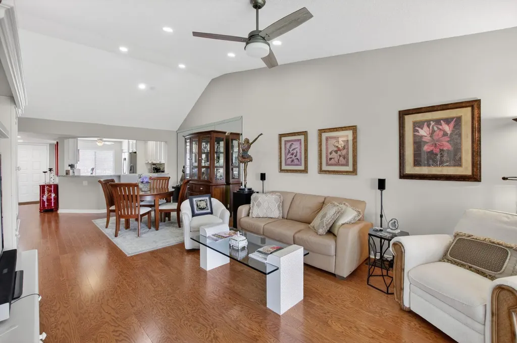 7701 Glendevon Lane Delray Beach FL 33446