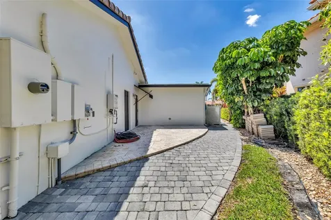 633 4th Key Drive Fort Lauderdale FL 33304