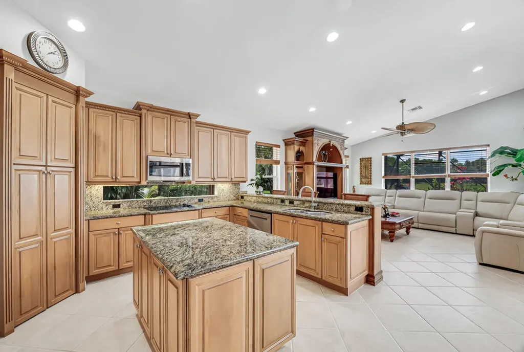 7945 Amethyst Lake Point Lake Worth FL 33467