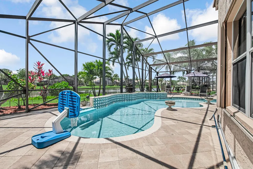 7945 Amethyst Lake Point Lake Worth FL 33467