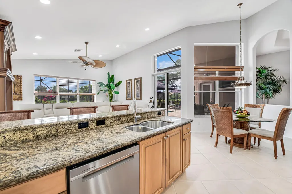 7945 Amethyst Lake Point Lake Worth FL 33467