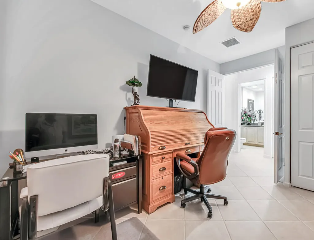 7945 Amethyst Lake Point Lake Worth FL 33467