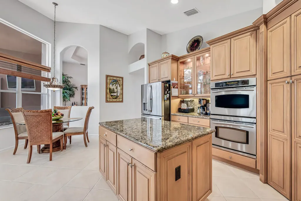 7945 Amethyst Lake Point Lake Worth FL 33467