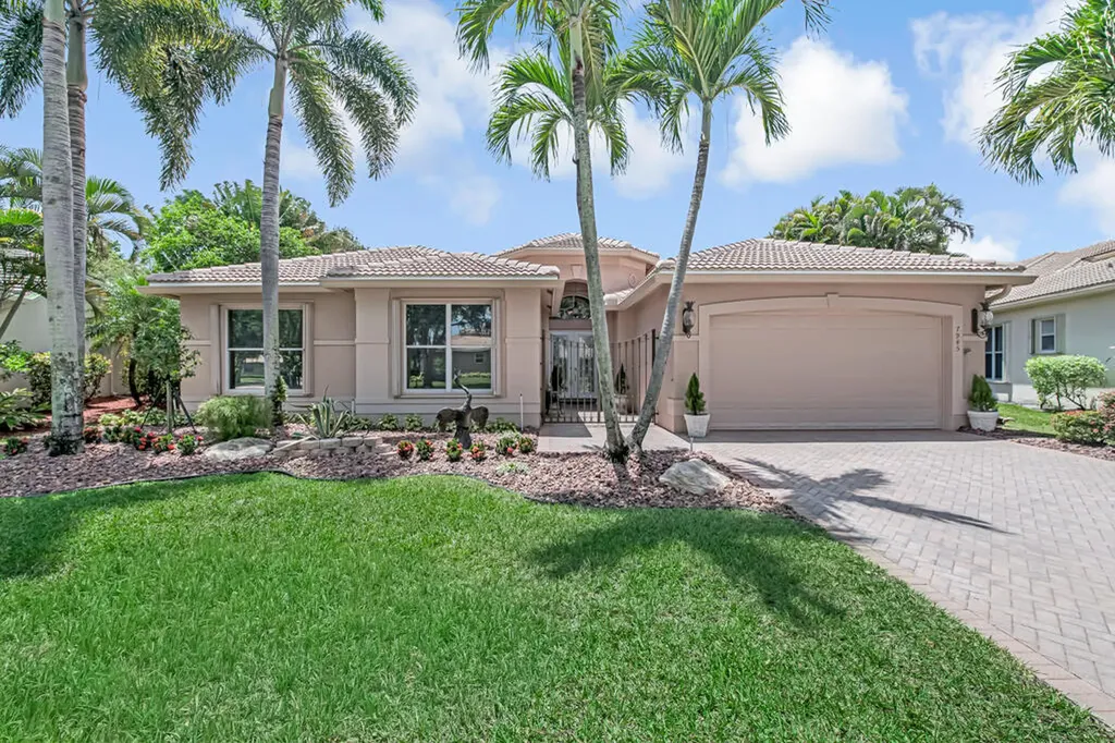 7945 Amethyst Lake Point Lake Worth FL 33467