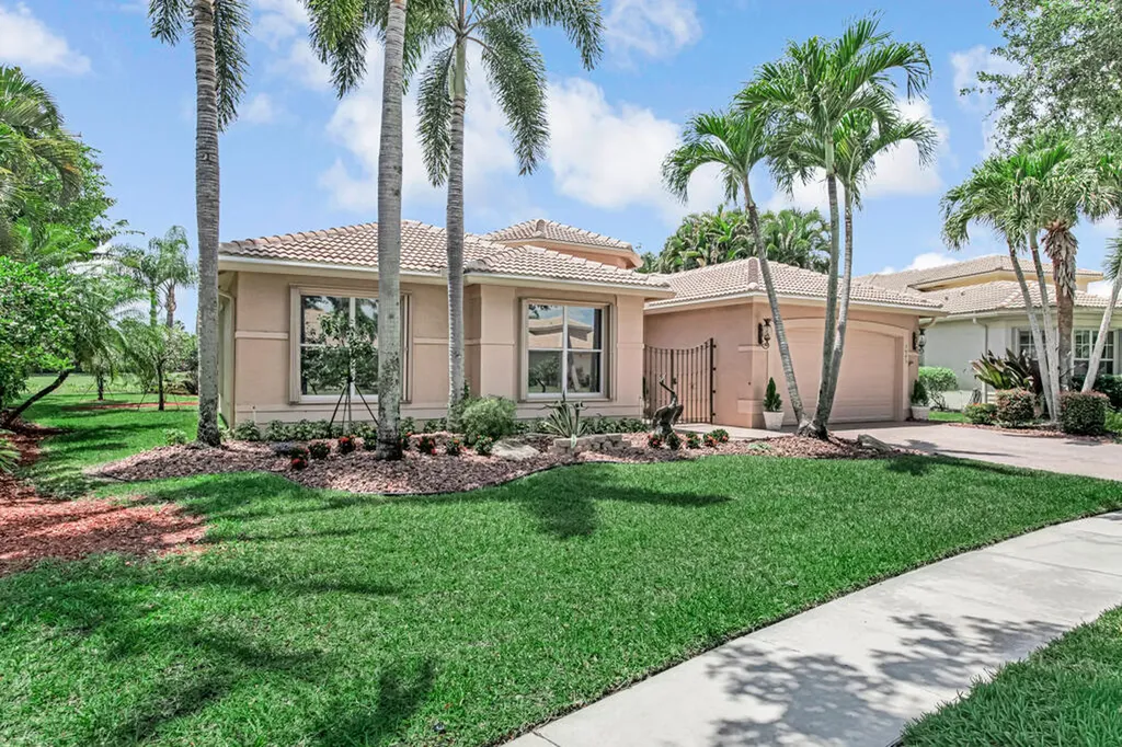 7945 Amethyst Lake Point Lake Worth FL 33467