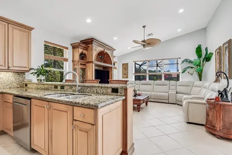 7945 Amethyst Lake Point Lake Worth FL 33467
