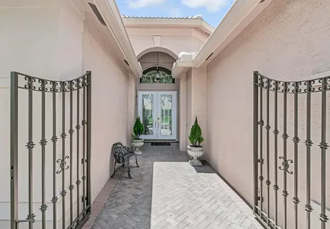 7945 Amethyst Lake Point Lake Worth FL 33467