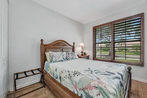 7945 Amethyst Lake Point Lake Worth FL 33467