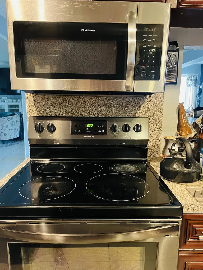 661 SW 29th Terrace Fort Lauderdale FL 33312