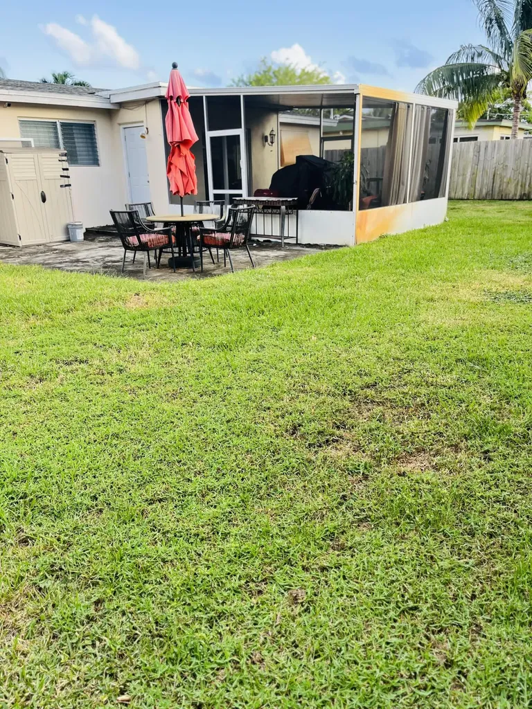 661 SW 29th Terrace Fort Lauderdale FL 33312