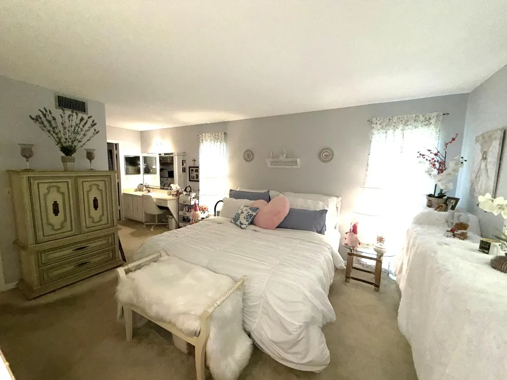 1030 Silk Oak Terrace Delray Beach FL 33445