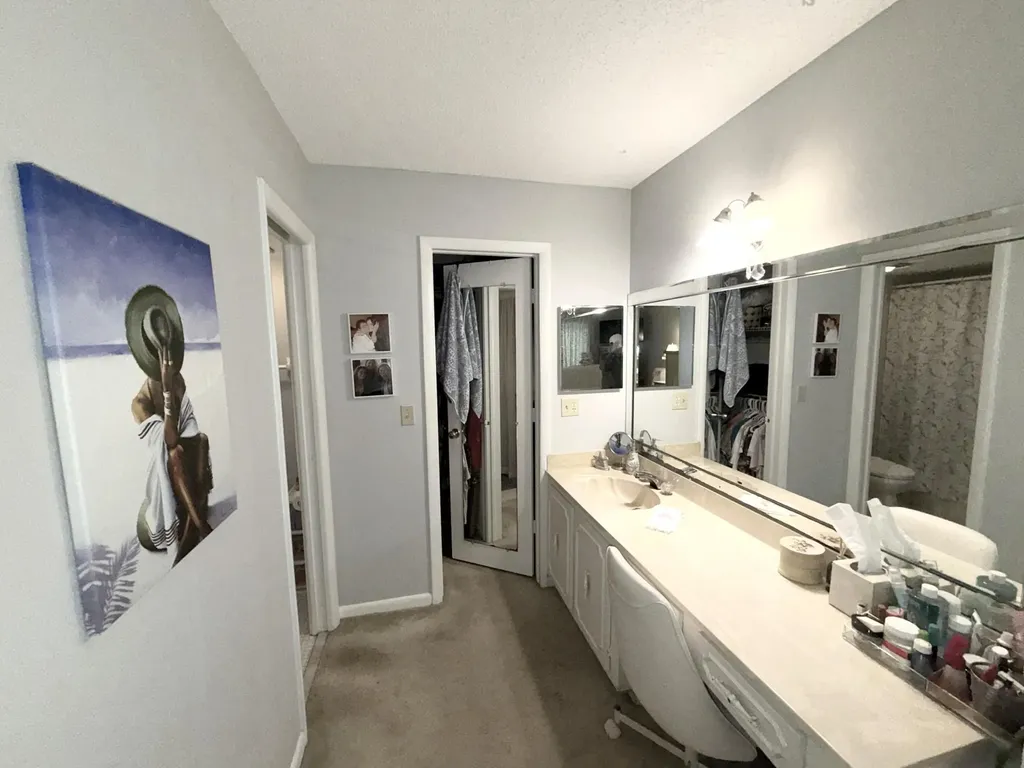 1030 Silk Oak Terrace Delray Beach FL 33445