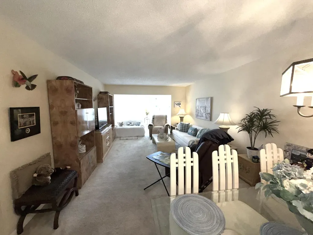 1030 Silk Oak Terrace Delray Beach FL 33445