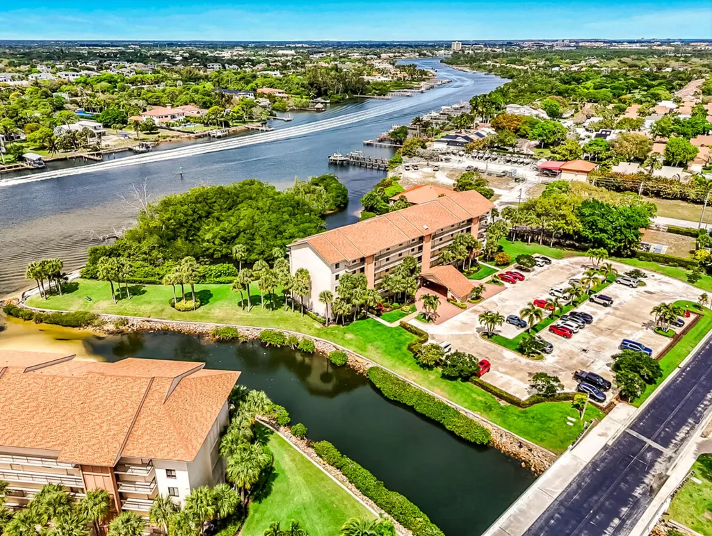 1701 Marina Isle Way Jupiter FL 33477
