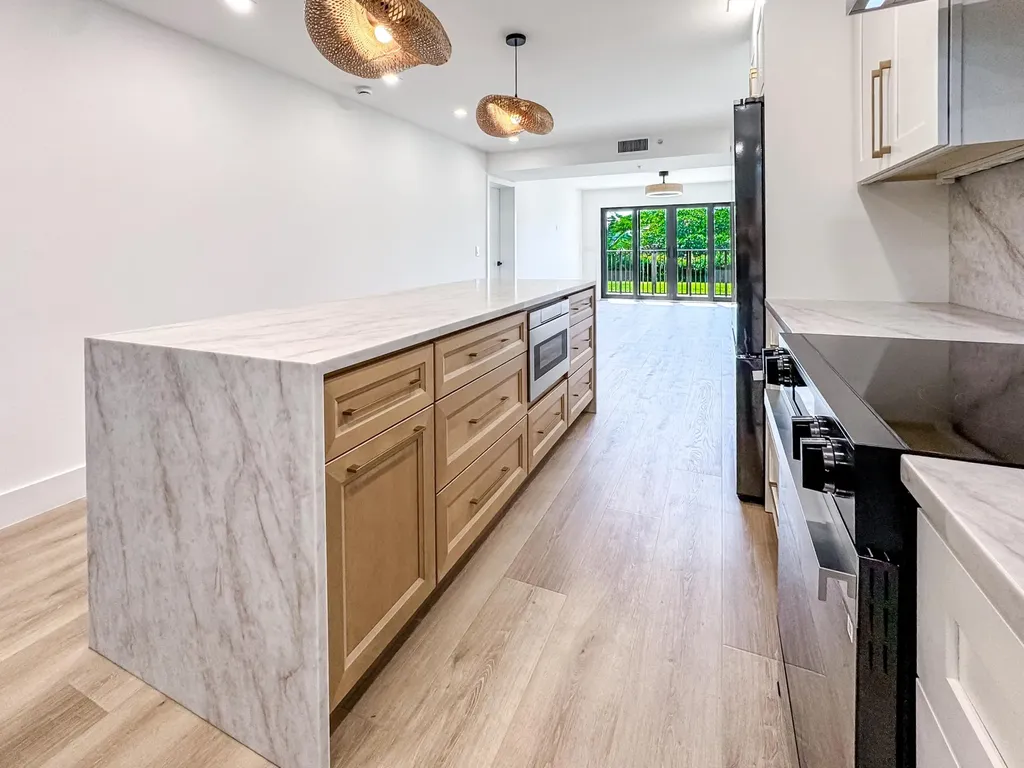 1701 Marina Isle Way Jupiter FL 33477