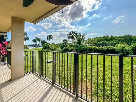 1701 Marina Isle Way Jupiter FL 33477